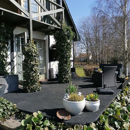 Byens Rareste B&B Harlev  Bagian luar foto