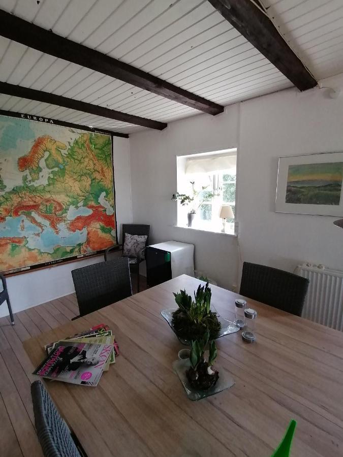 Byens Rareste B&B Harlev  Bagian luar foto